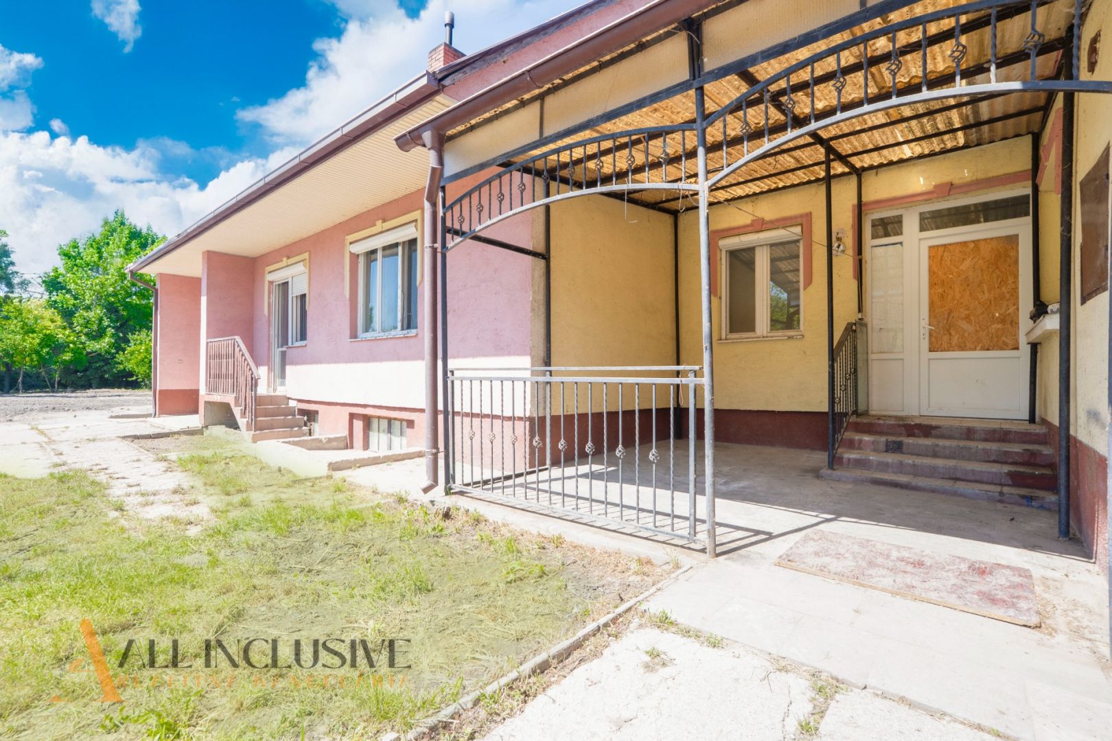 External property image
