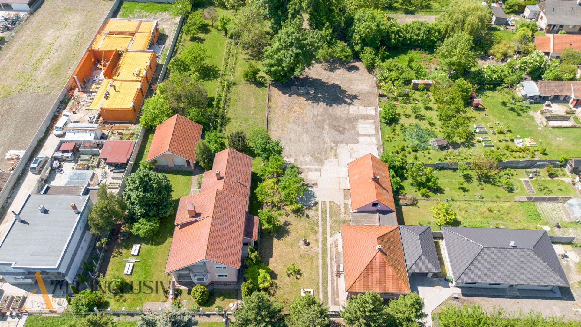 External property image