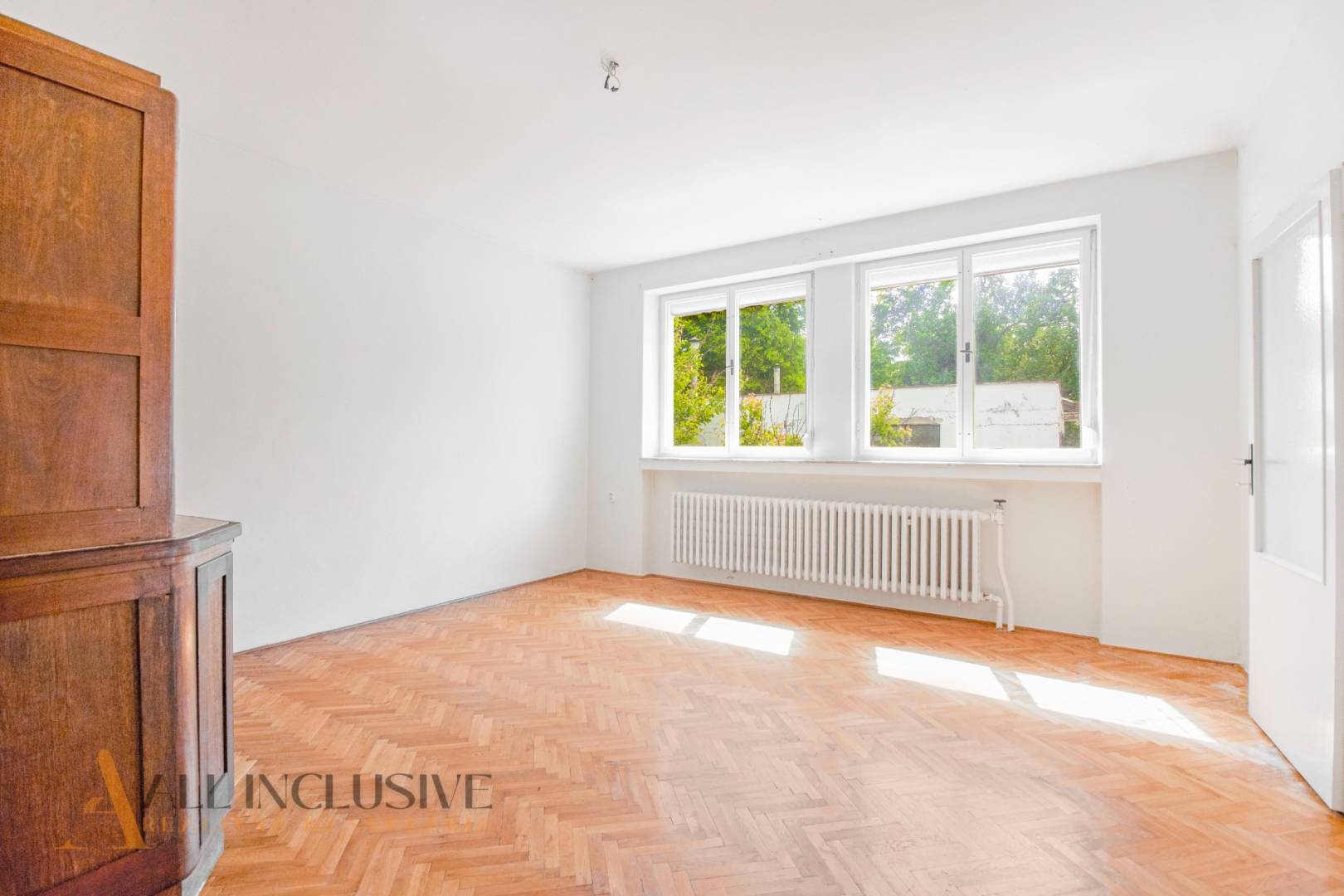 External property image