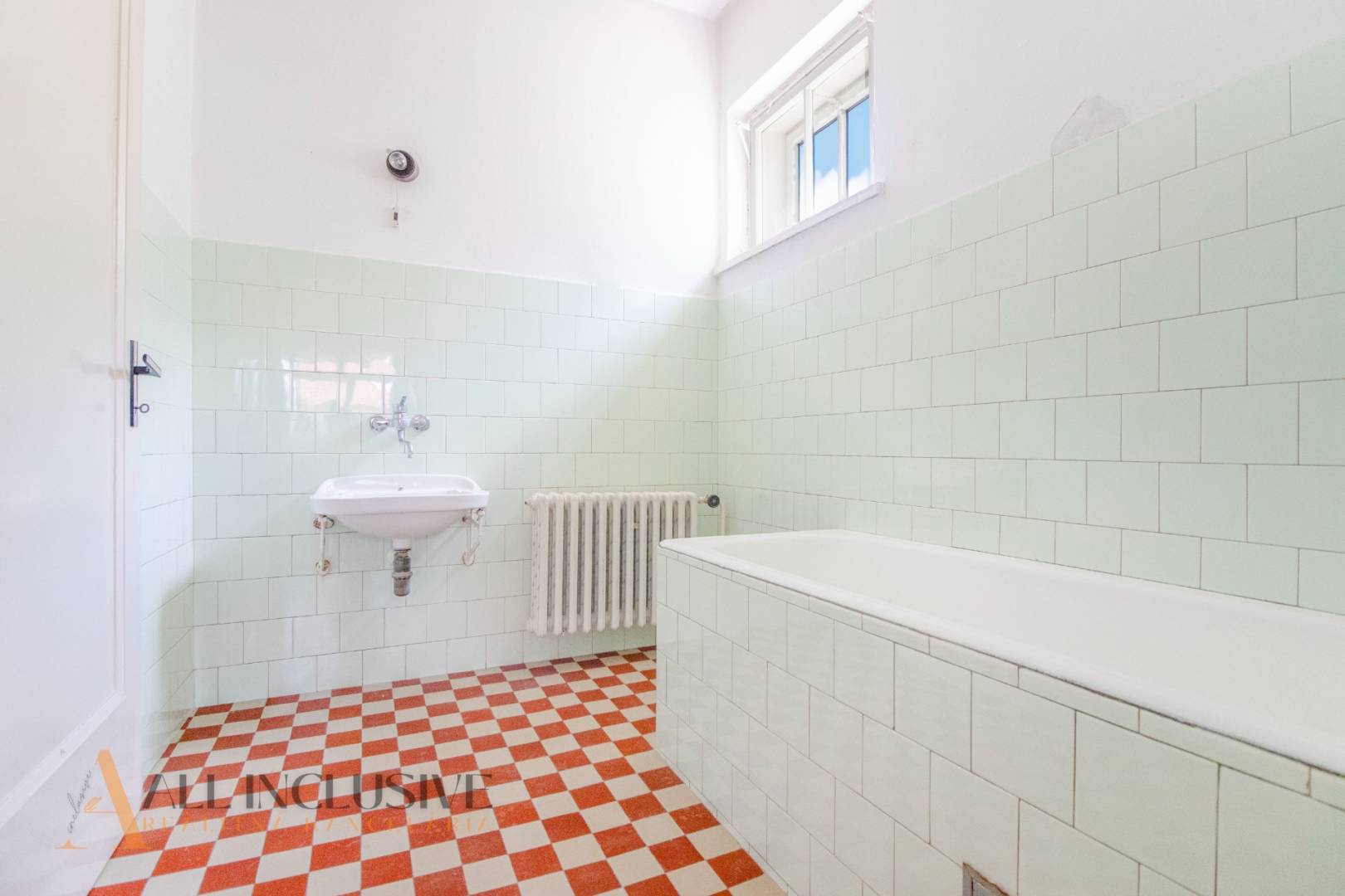 External property image