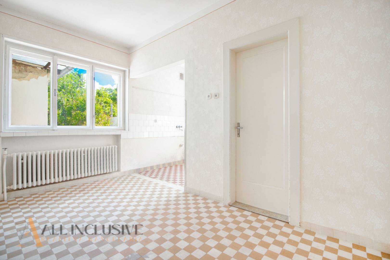 External property image