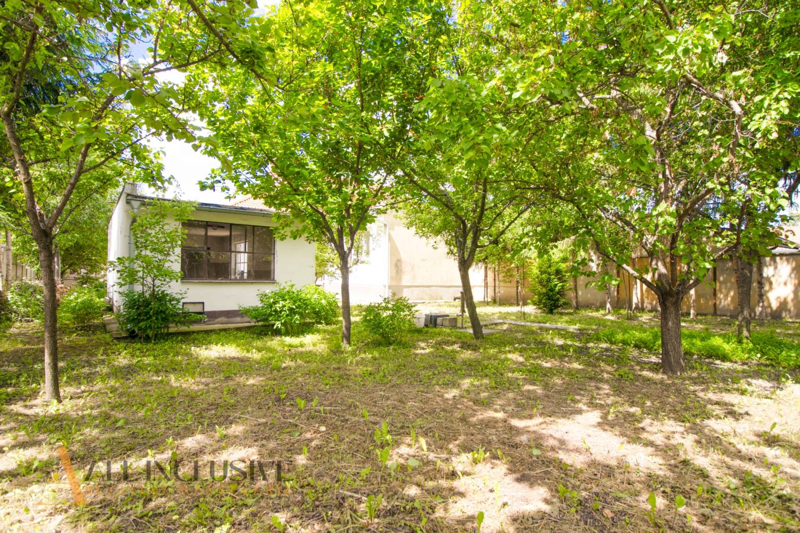 External property image