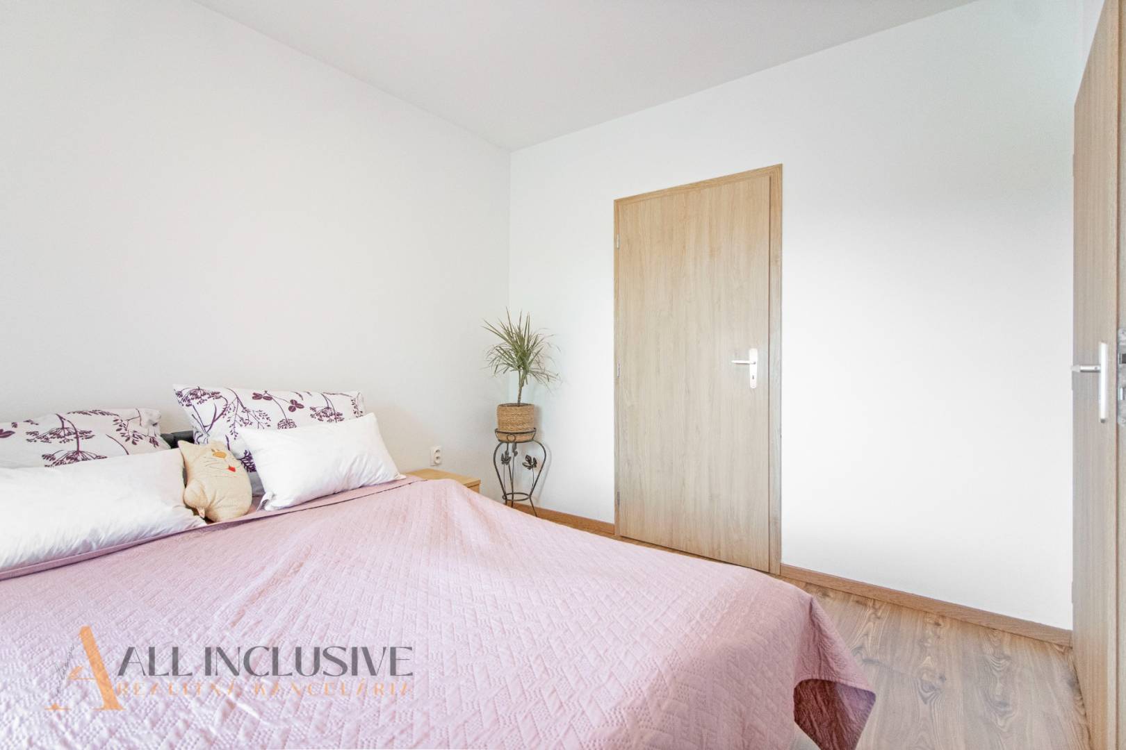 External property image