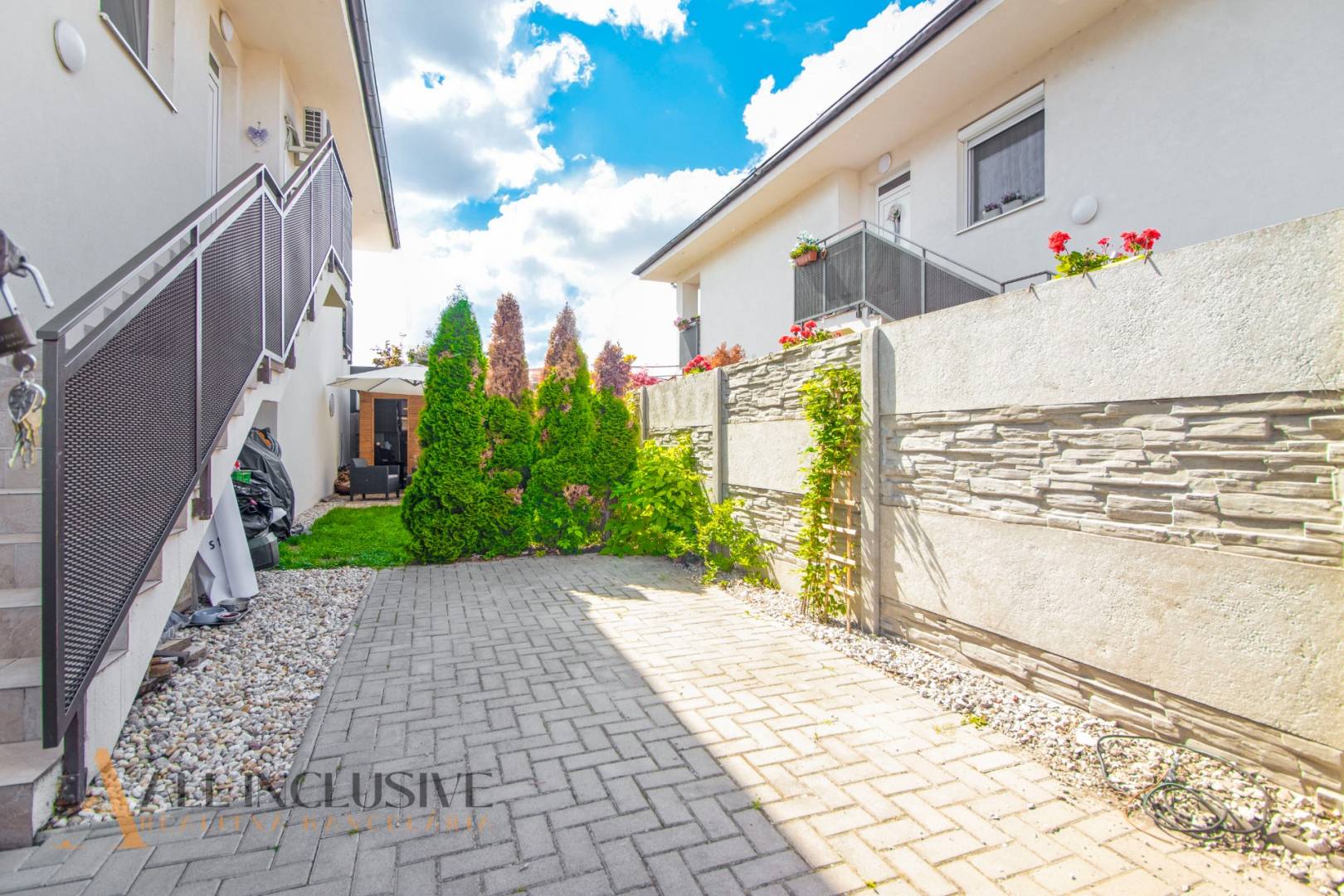 External property image