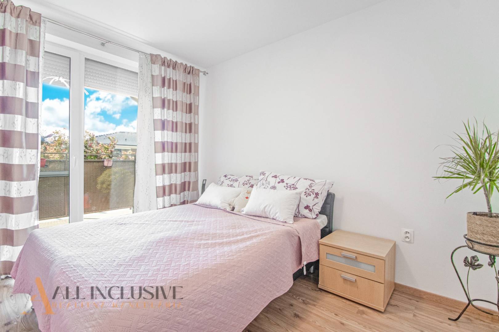 External property image