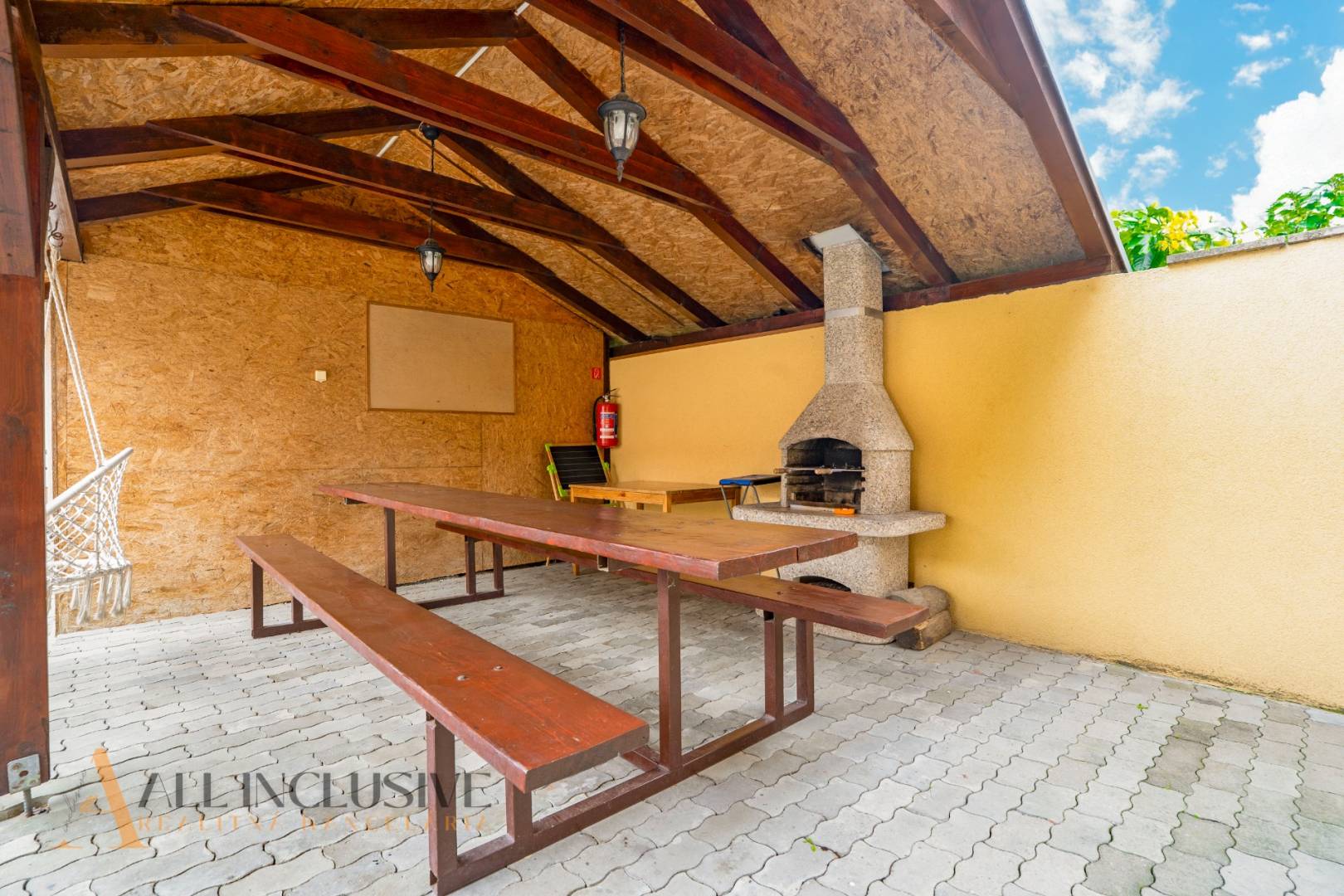 External property image