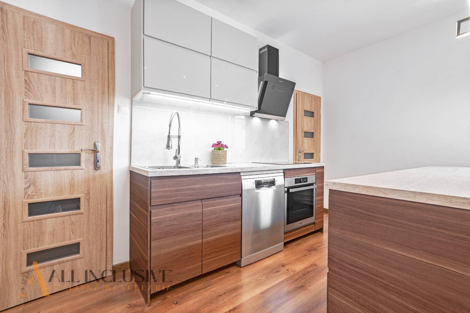 External property image