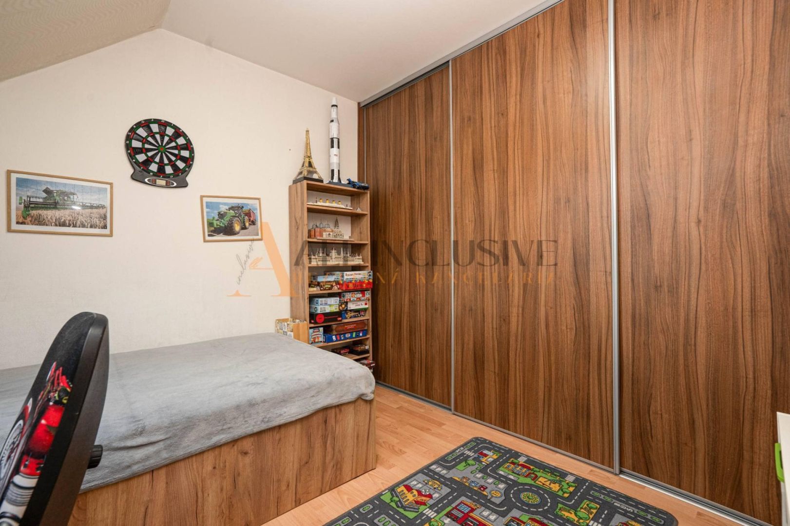 External property image