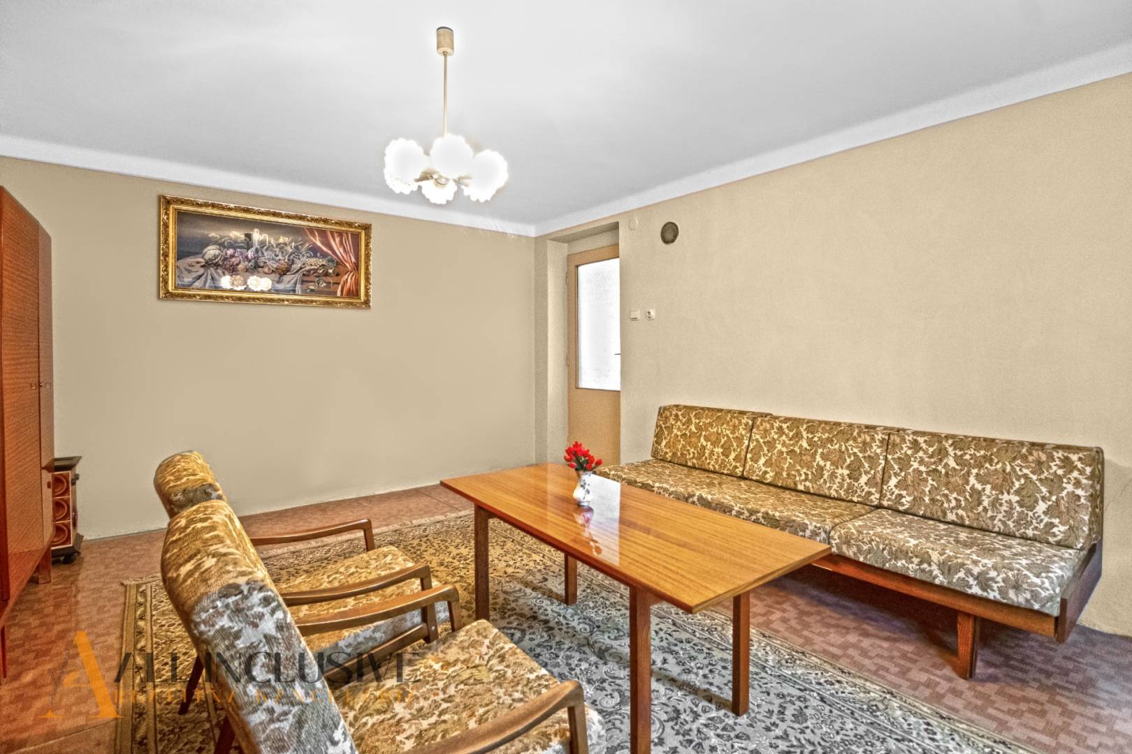 External property image