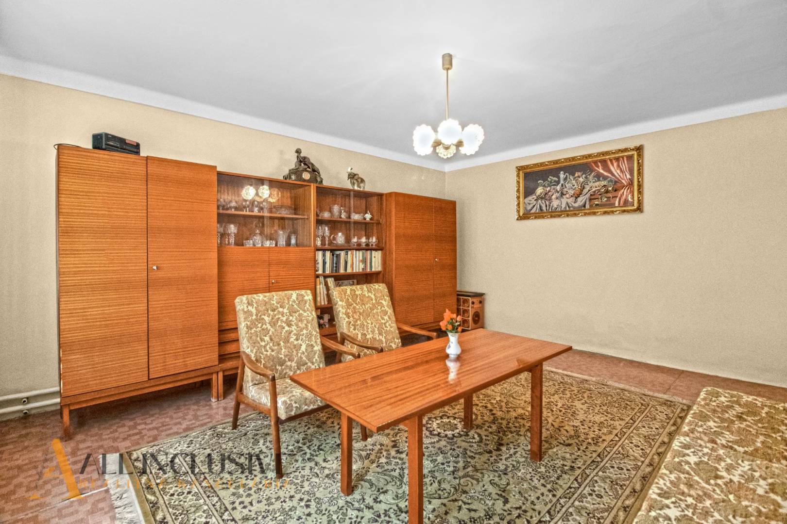 External property image