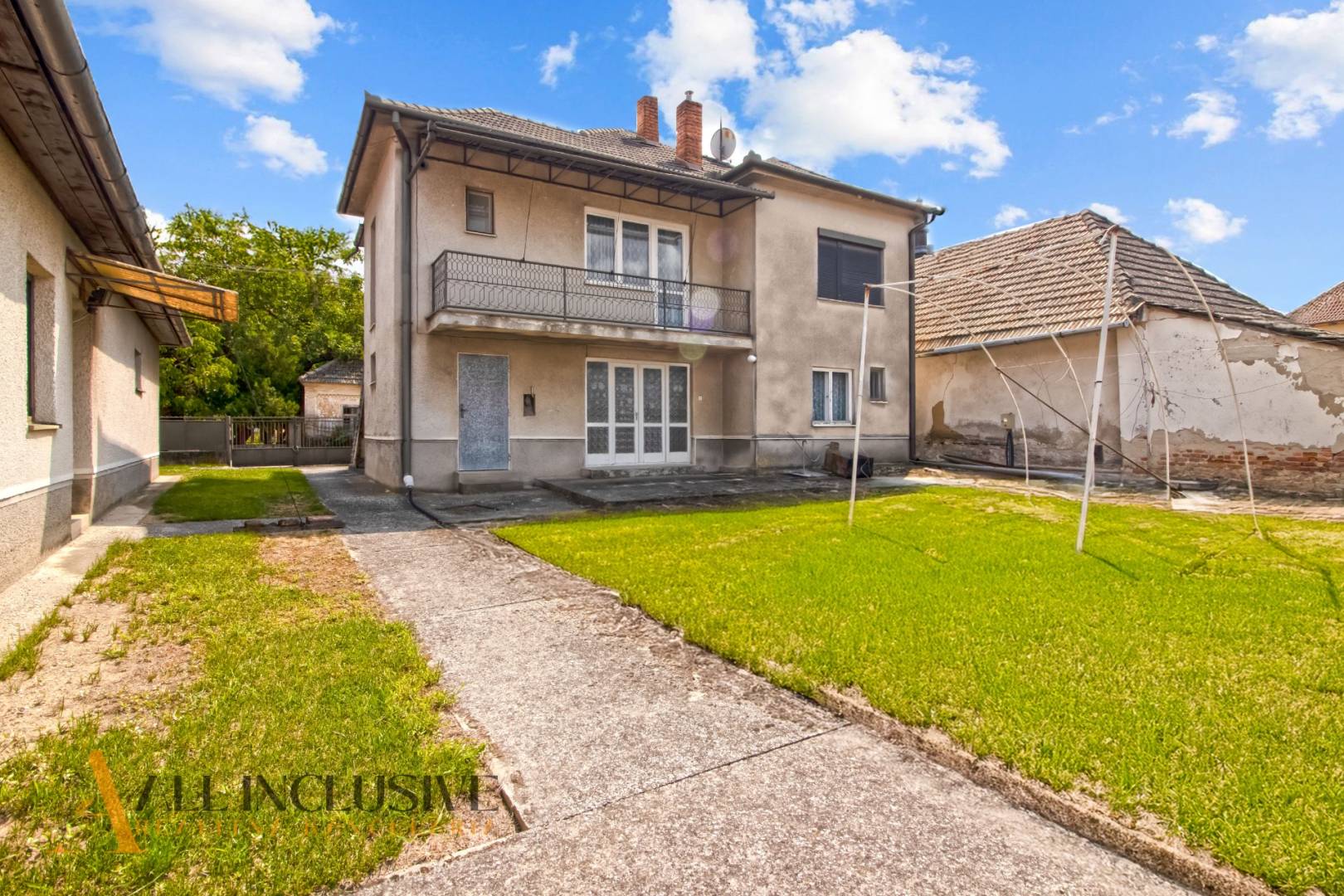 External property image