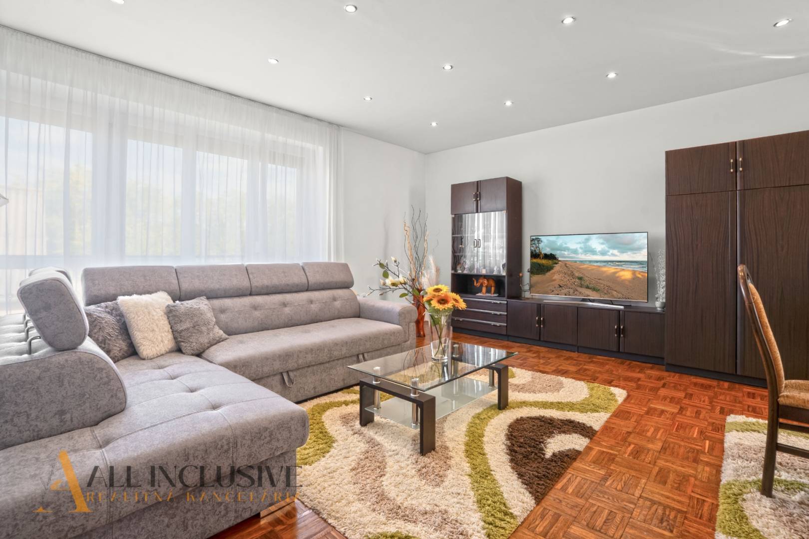 External property image