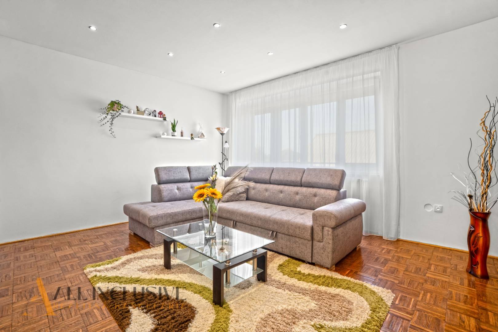 External property image