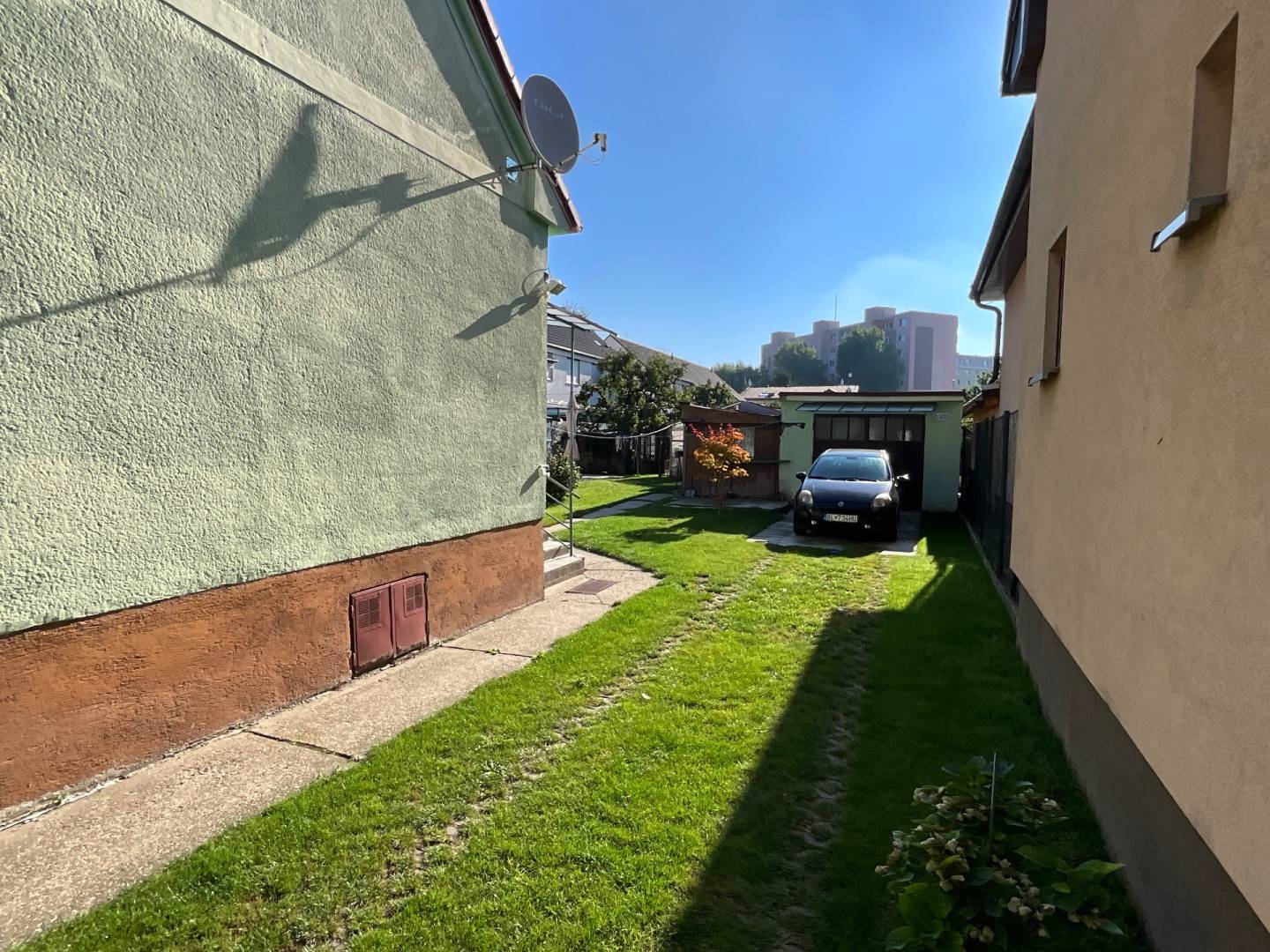 External property image