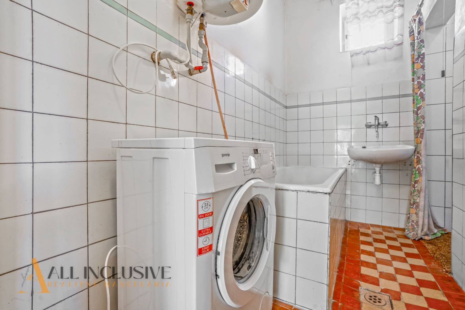 External property image