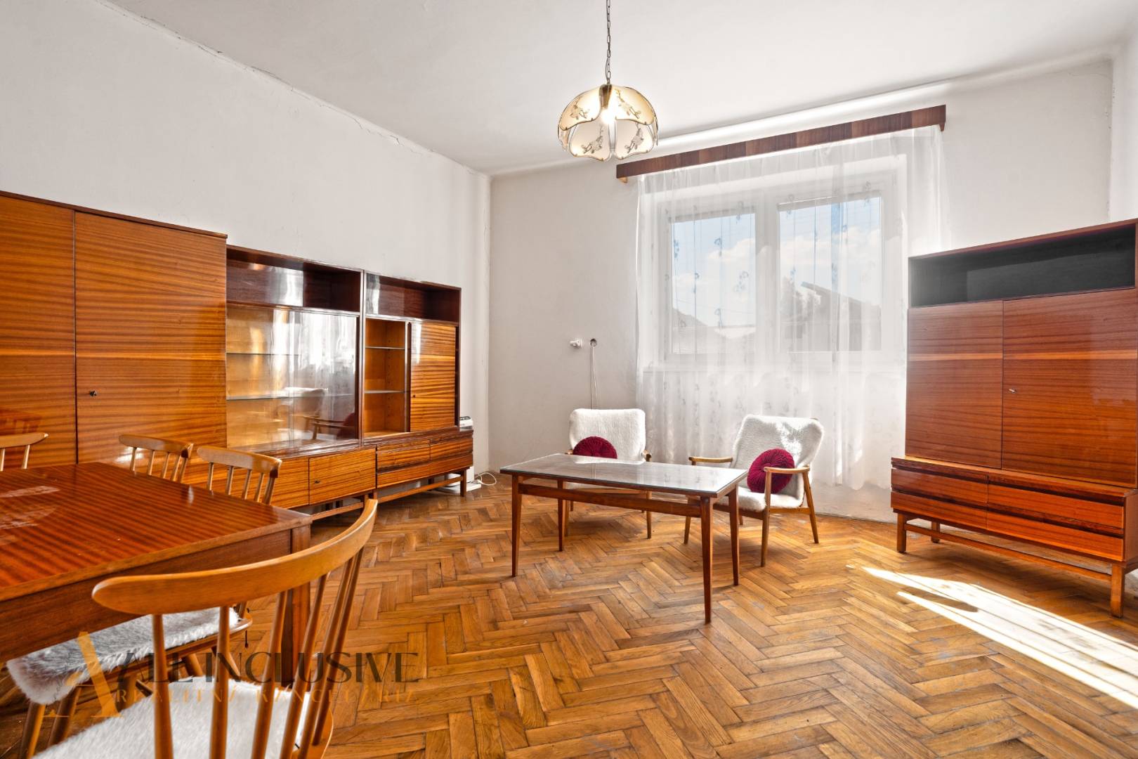 External property image