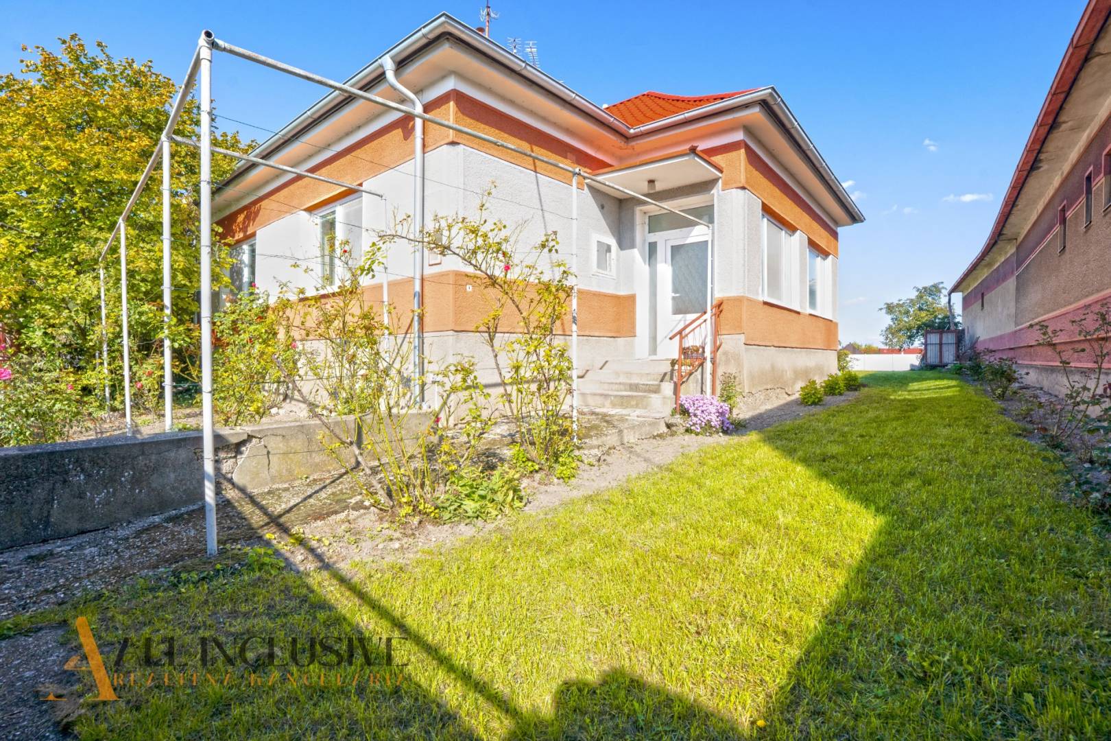 External property image