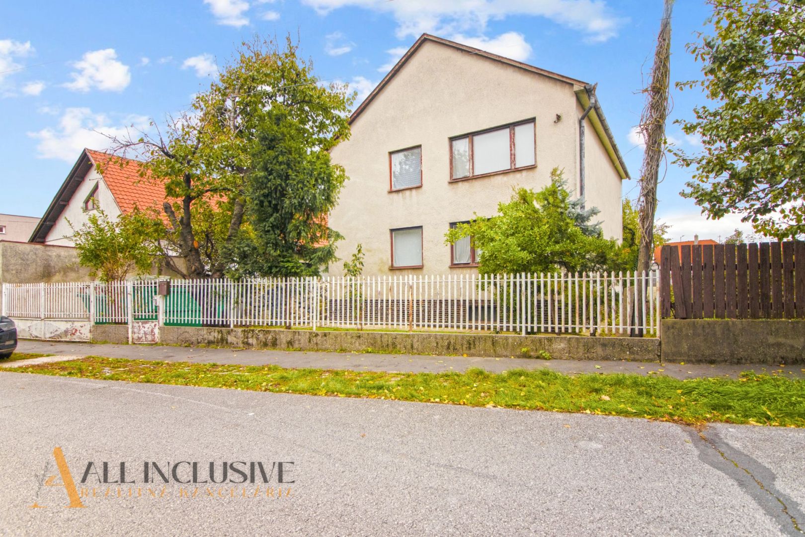 External property image