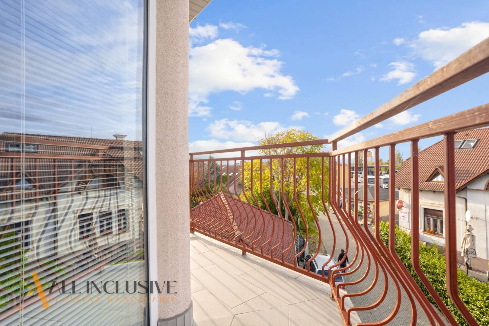 External property image