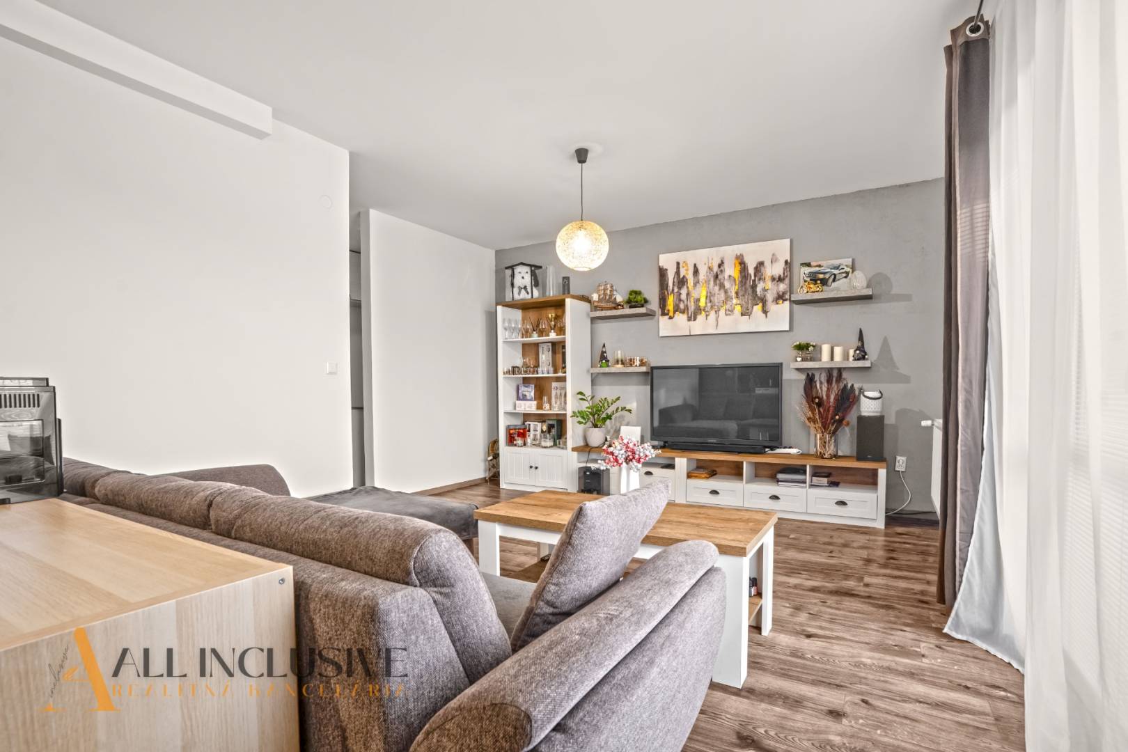 External property image