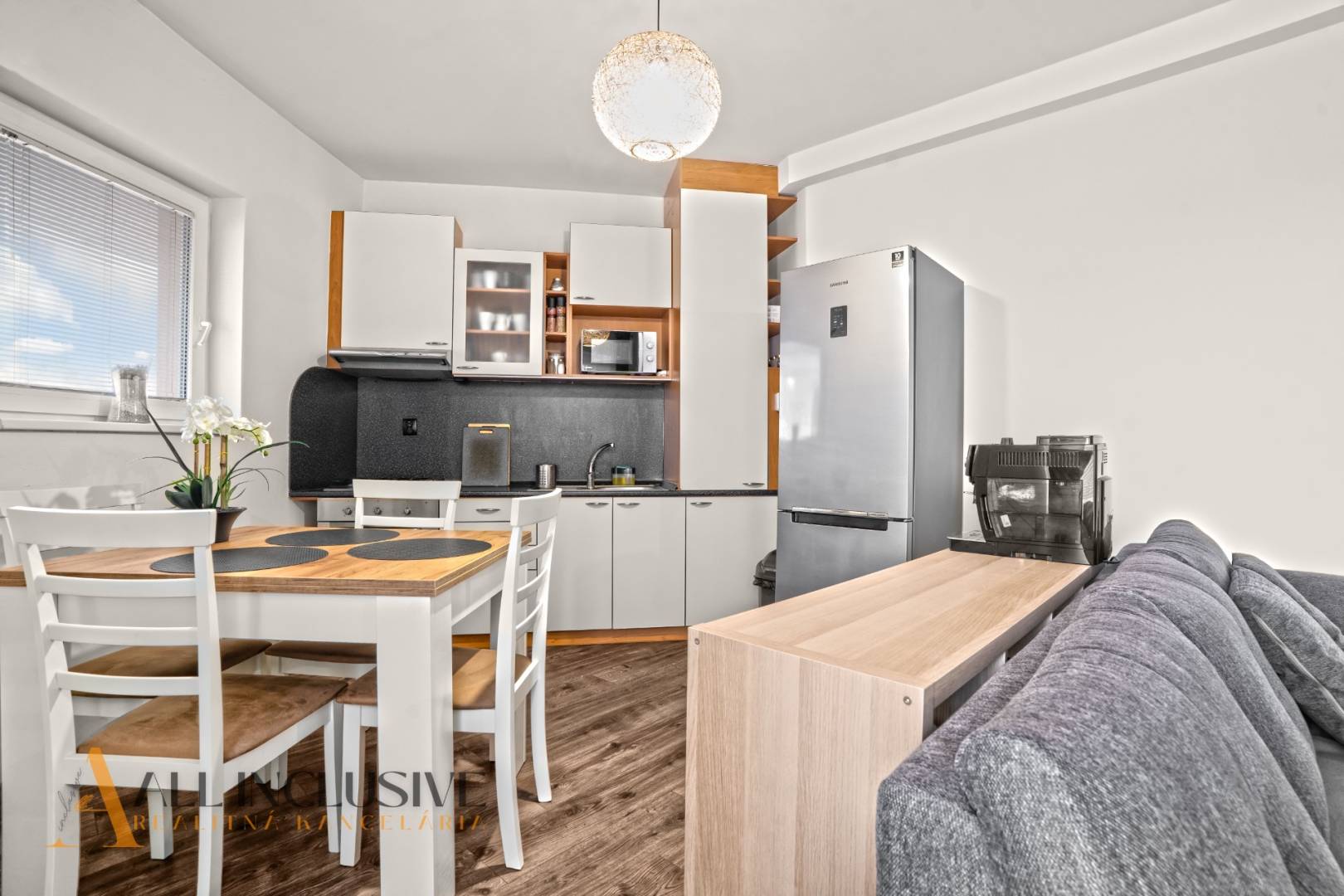 External property image