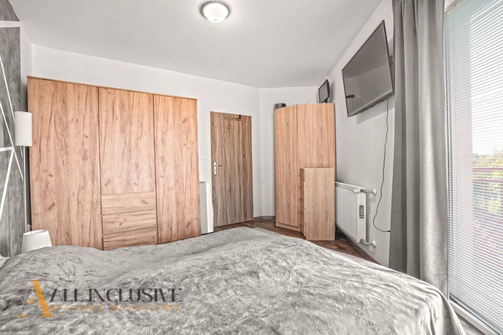 External property image