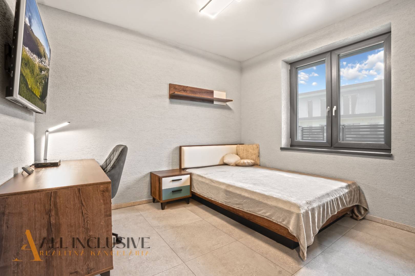 External property image