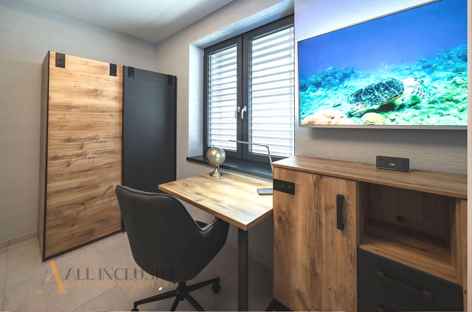 External property image