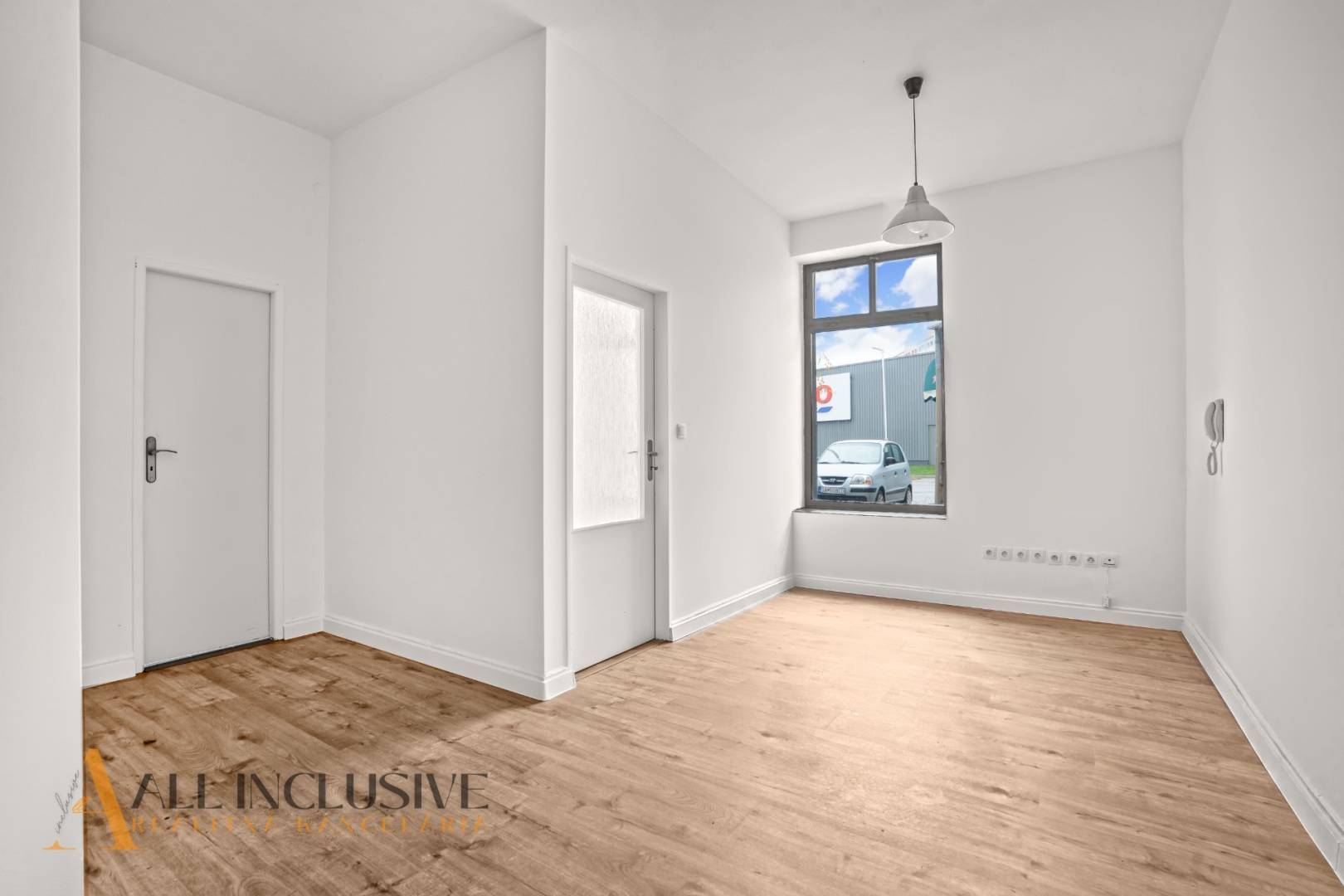 External property image