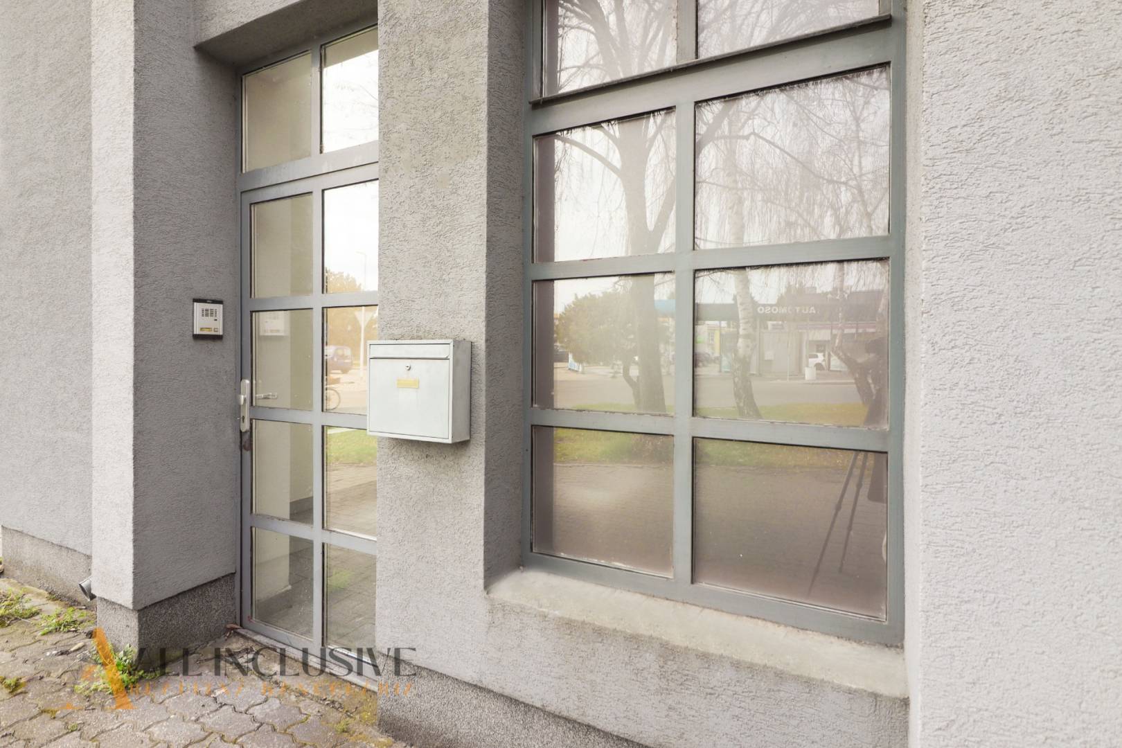 External property image