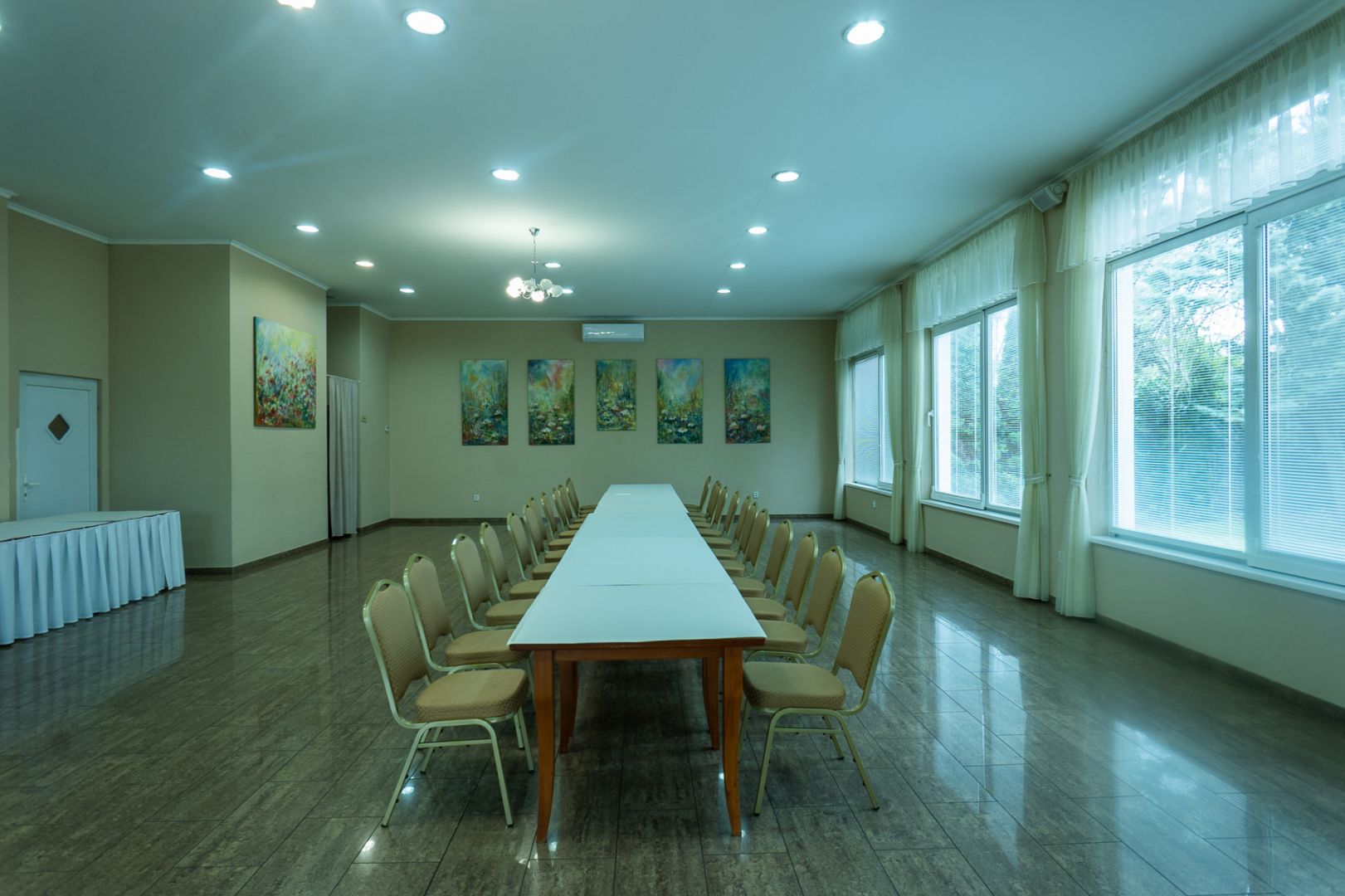 External property image