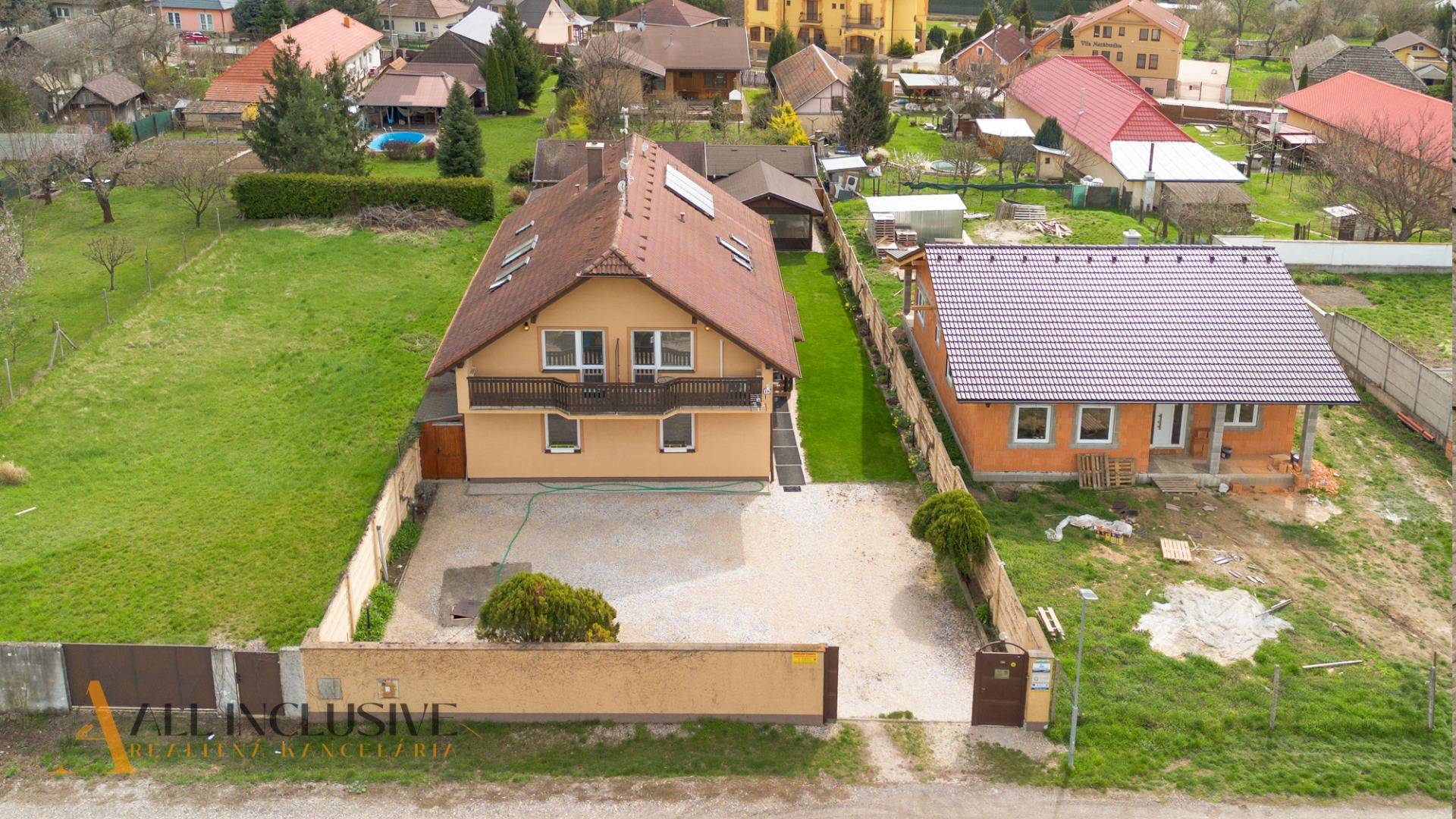 External property image