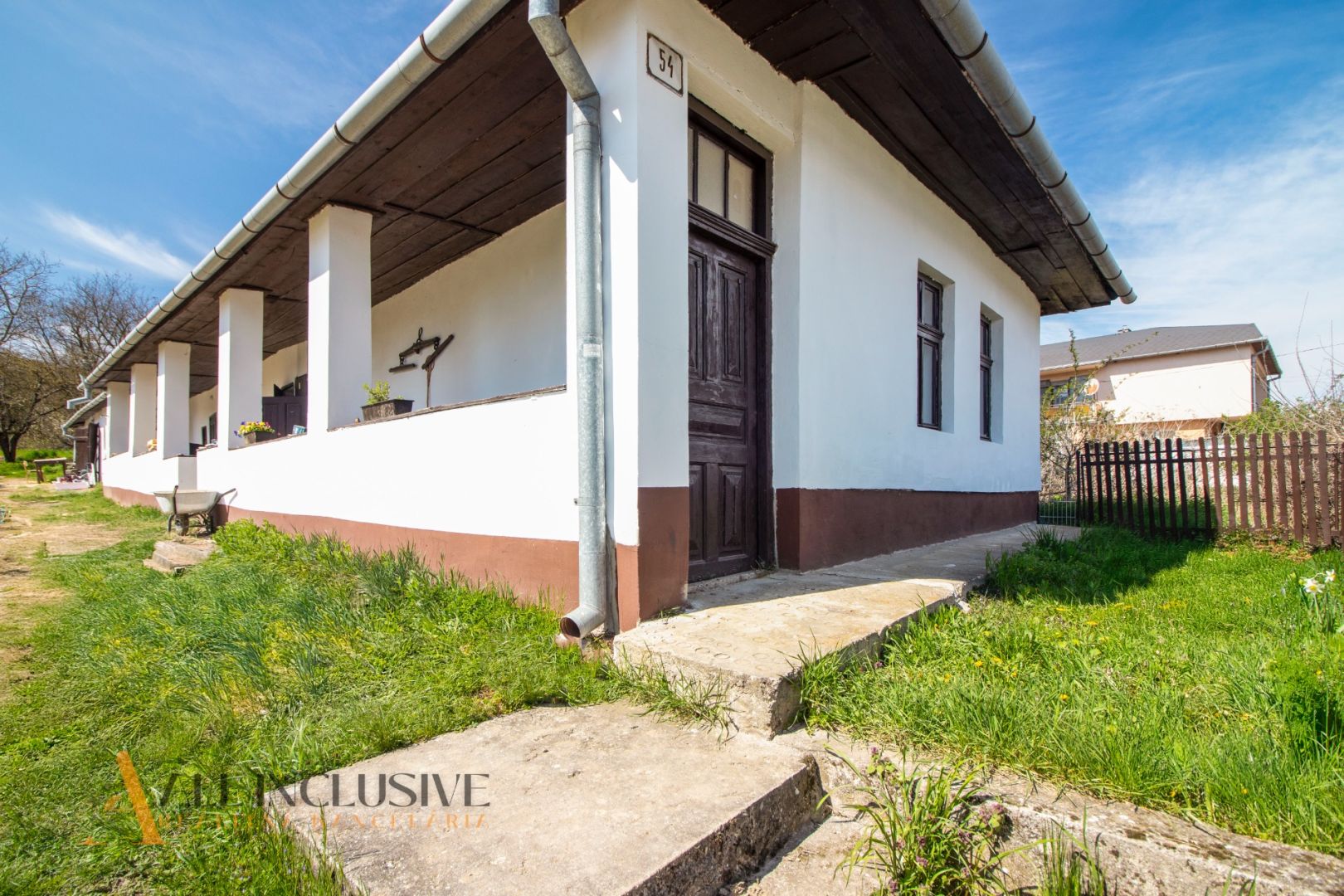 External property image