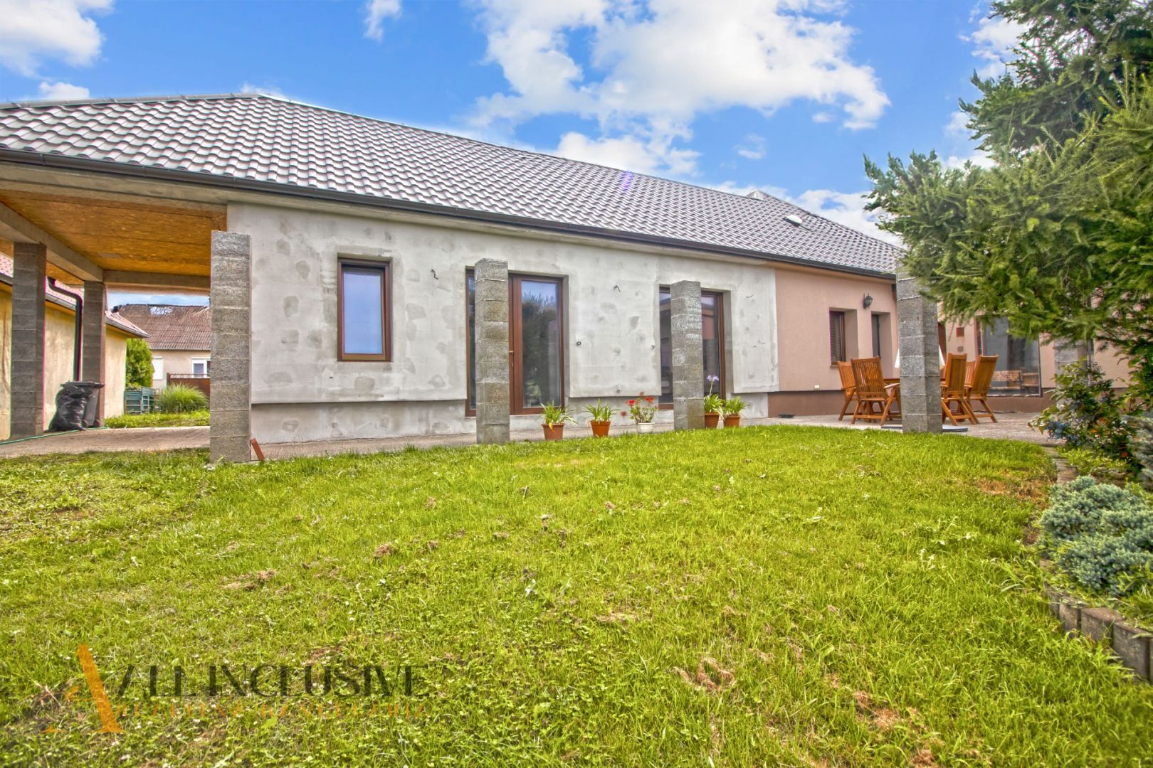 External property image
