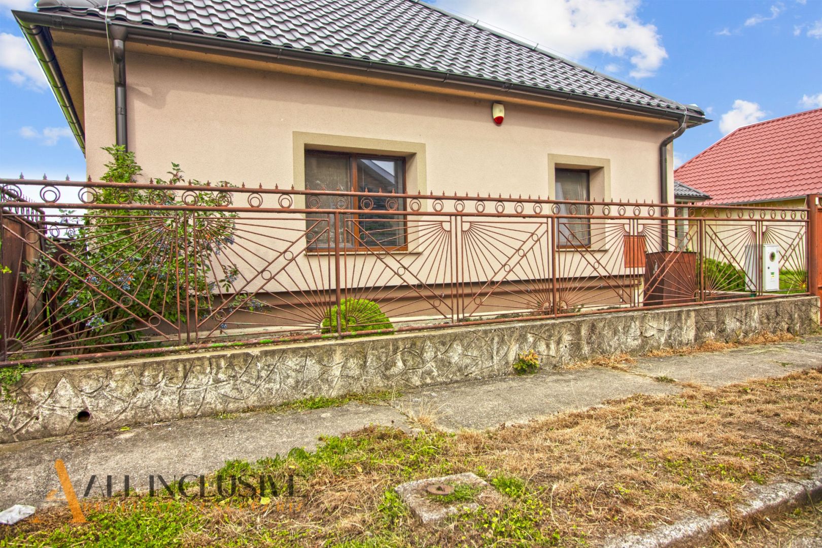 External property image