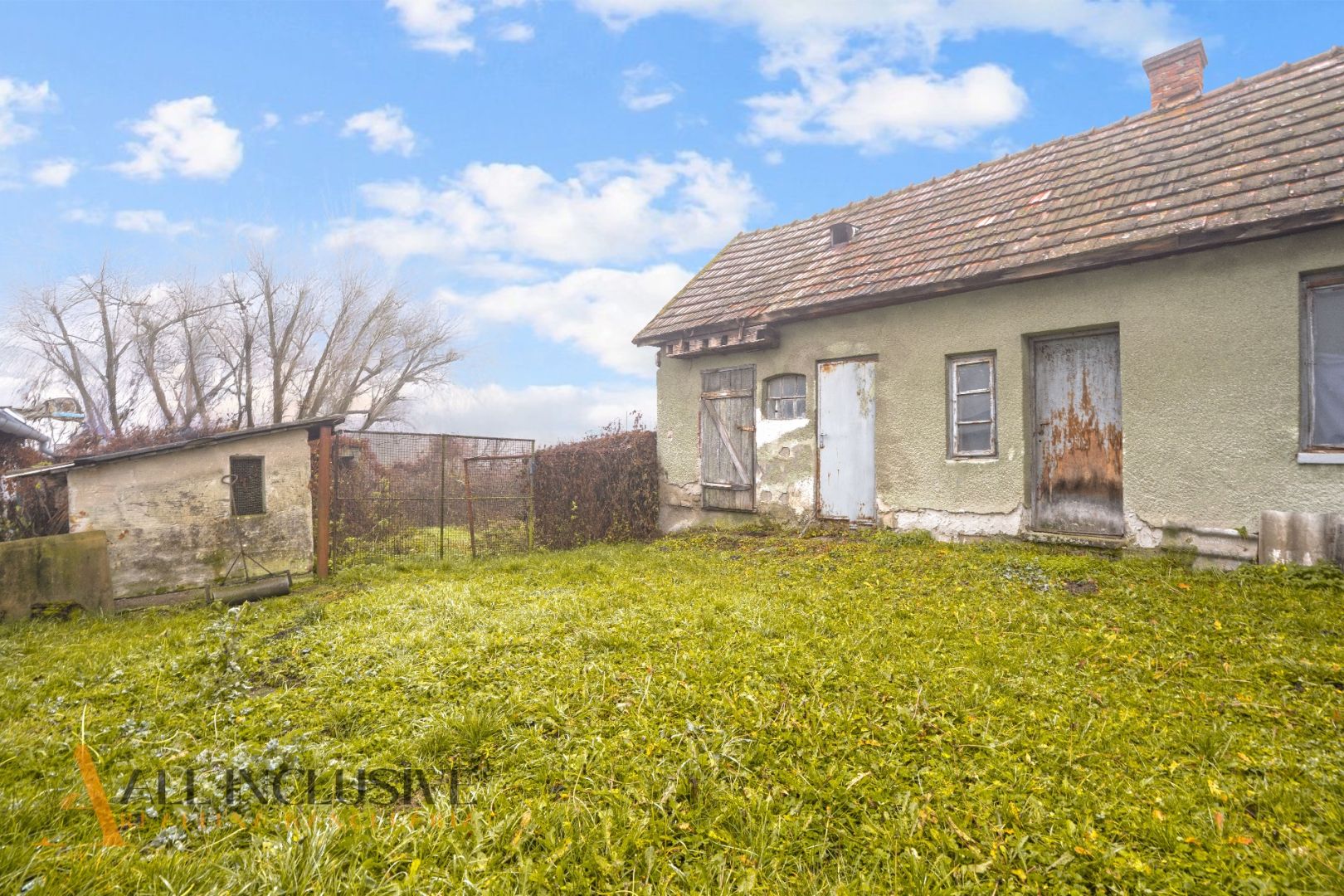 External property image