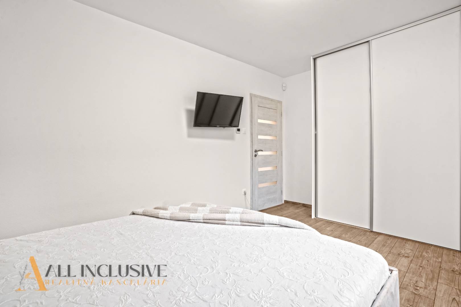 External property image