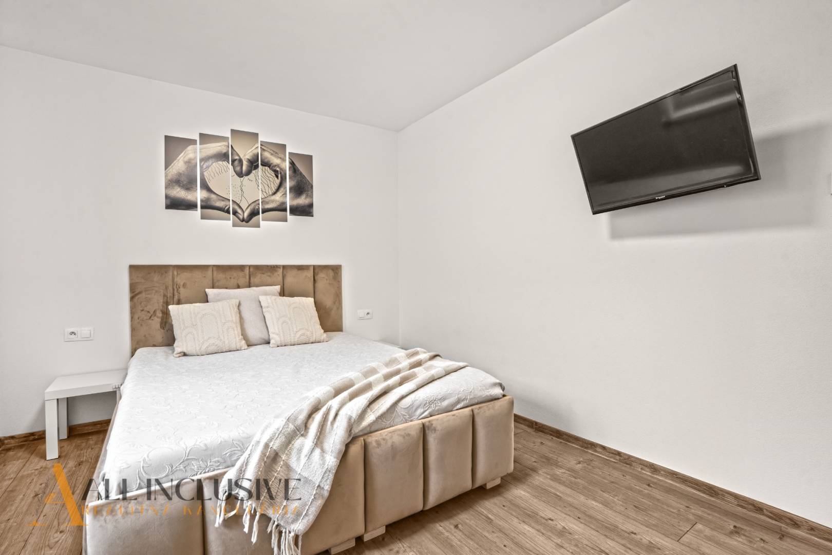 External property image