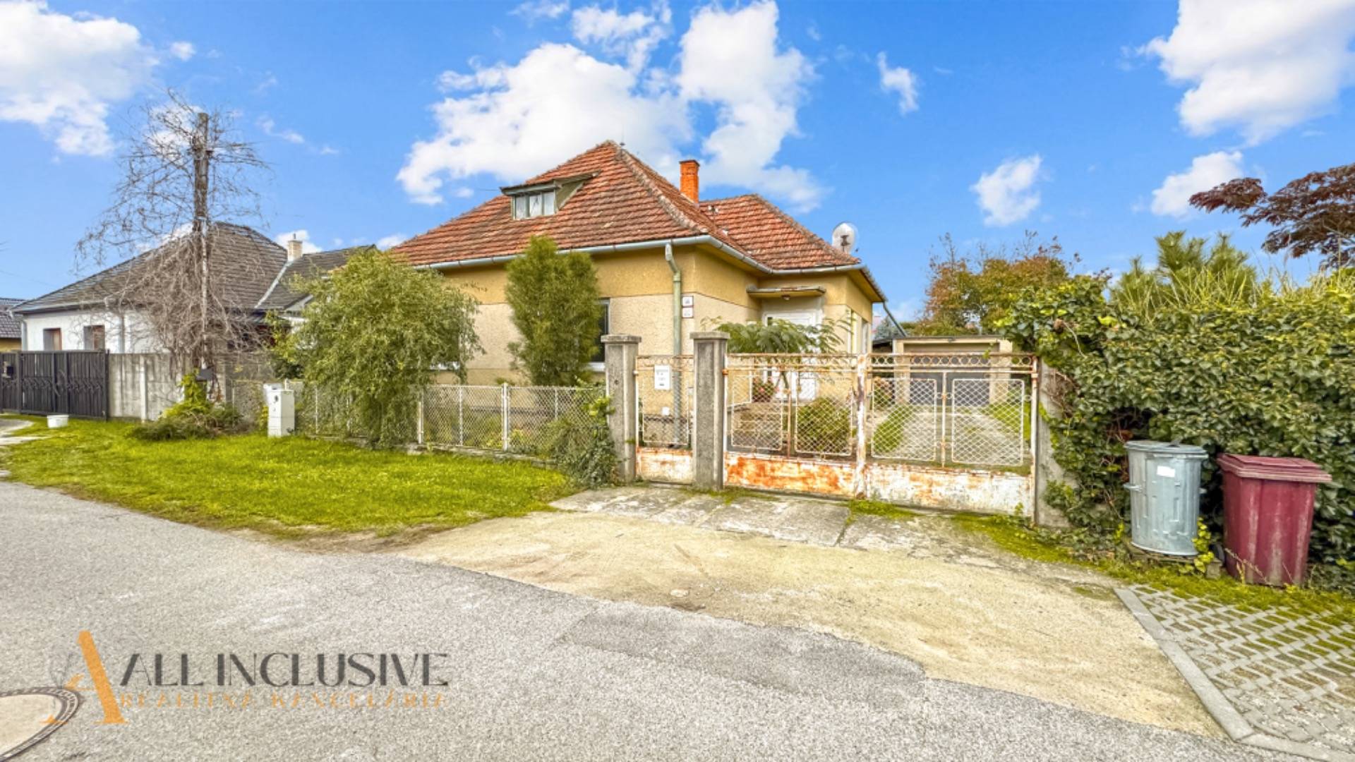 External property image