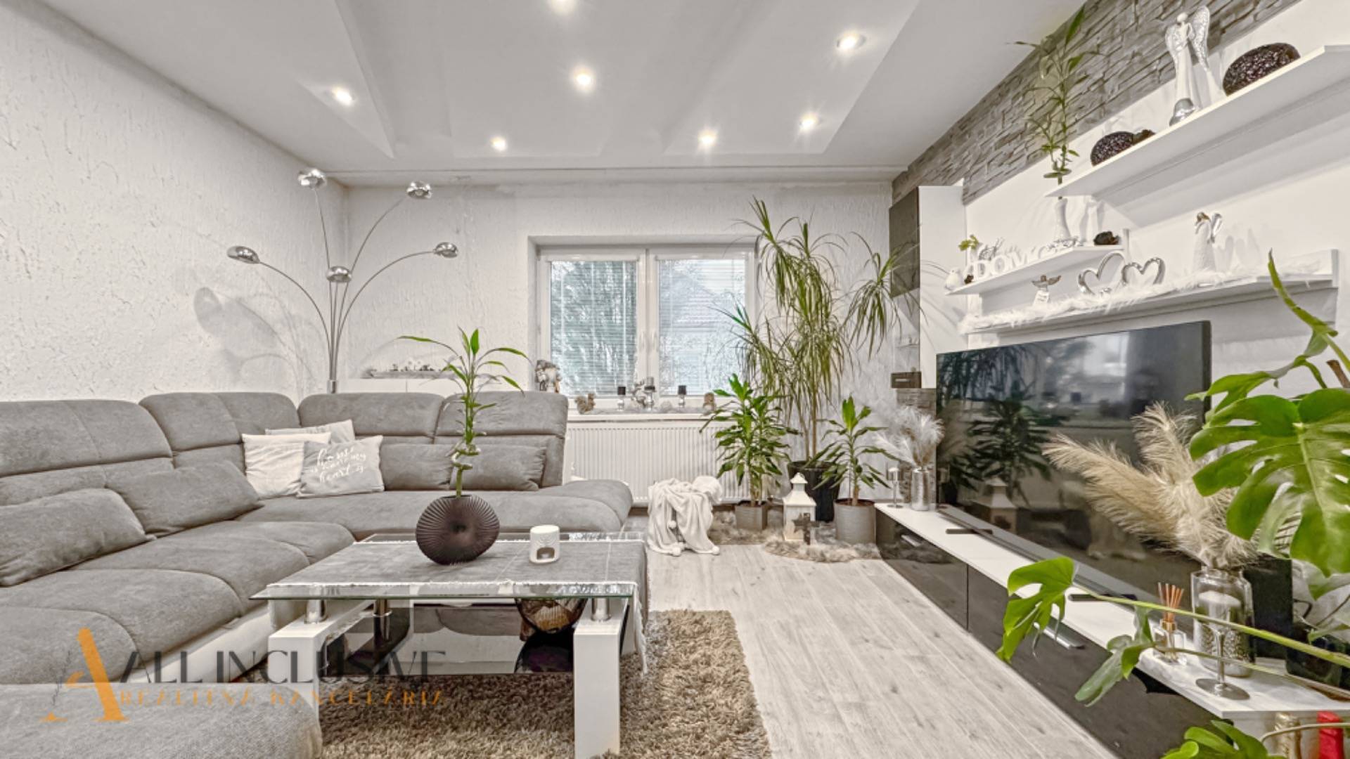 External property image