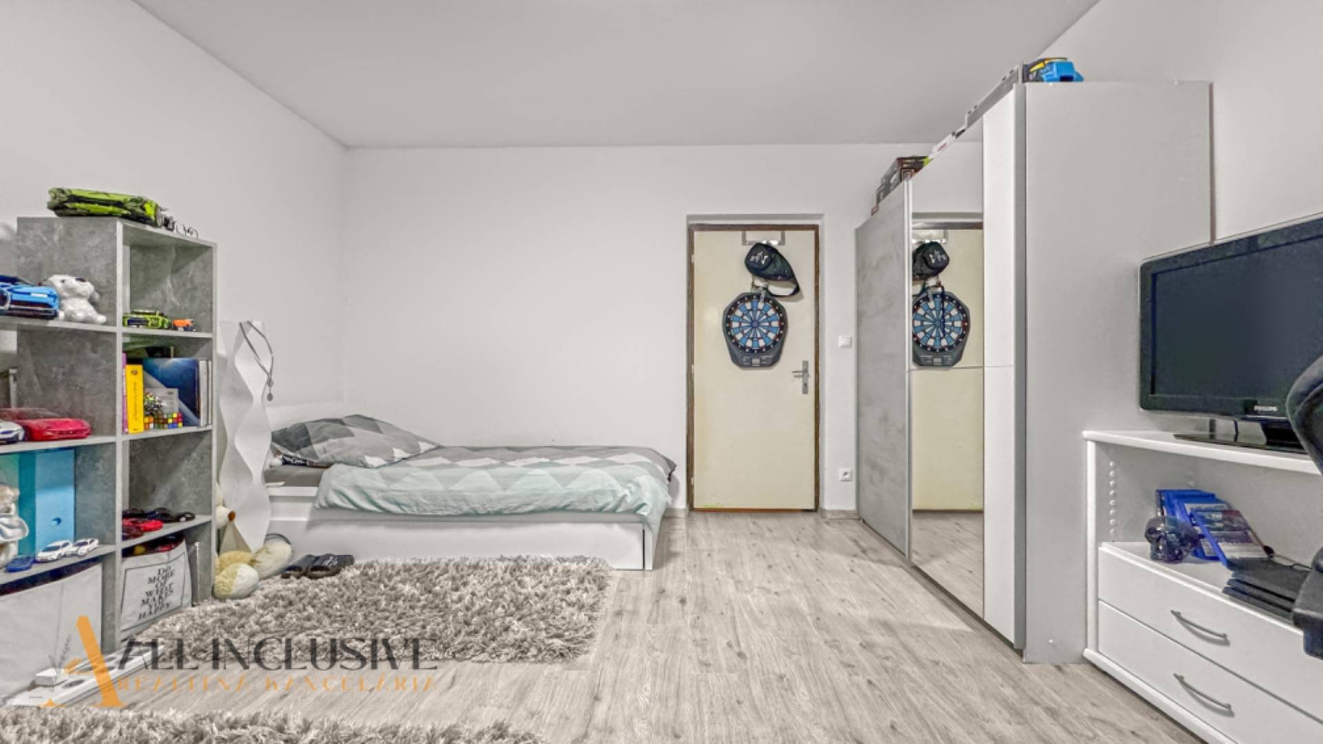 External property image