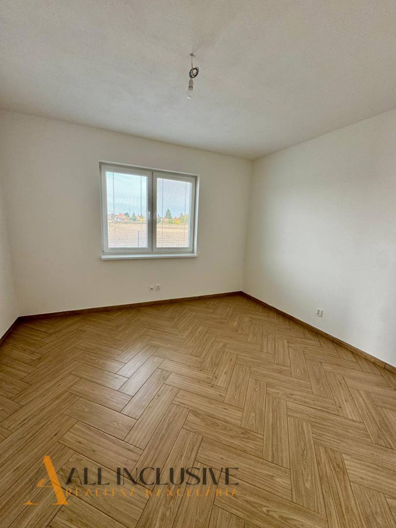 External property image