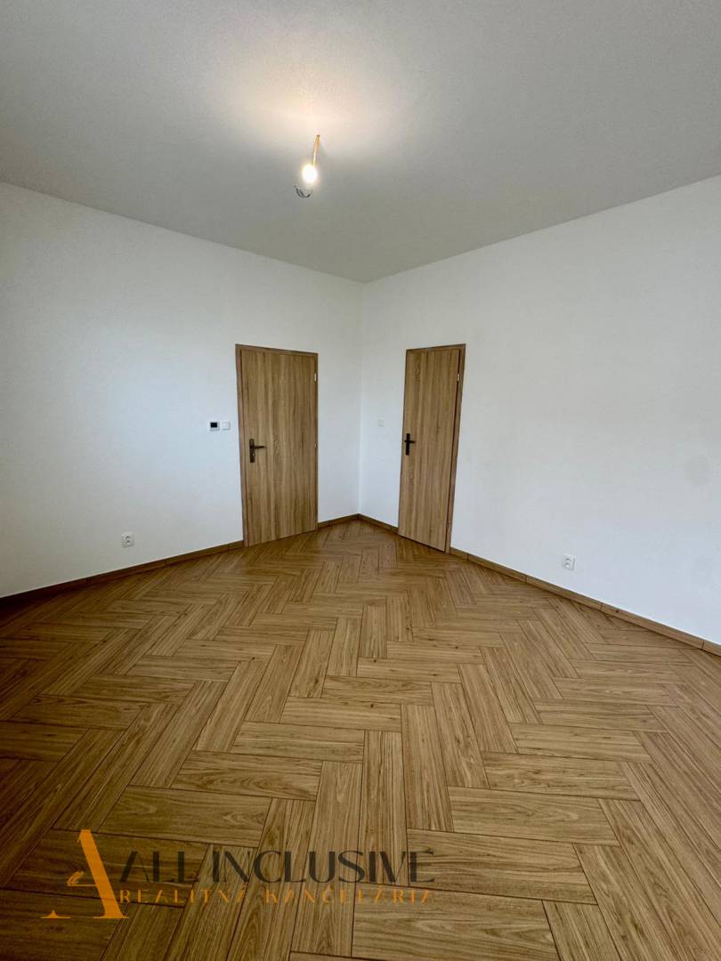 External property image