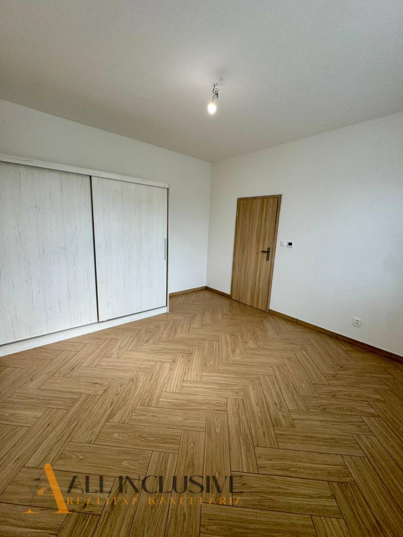 External property image