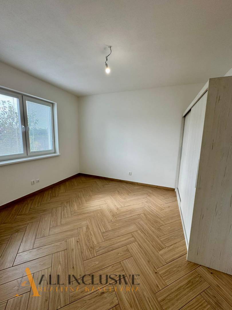 External property image