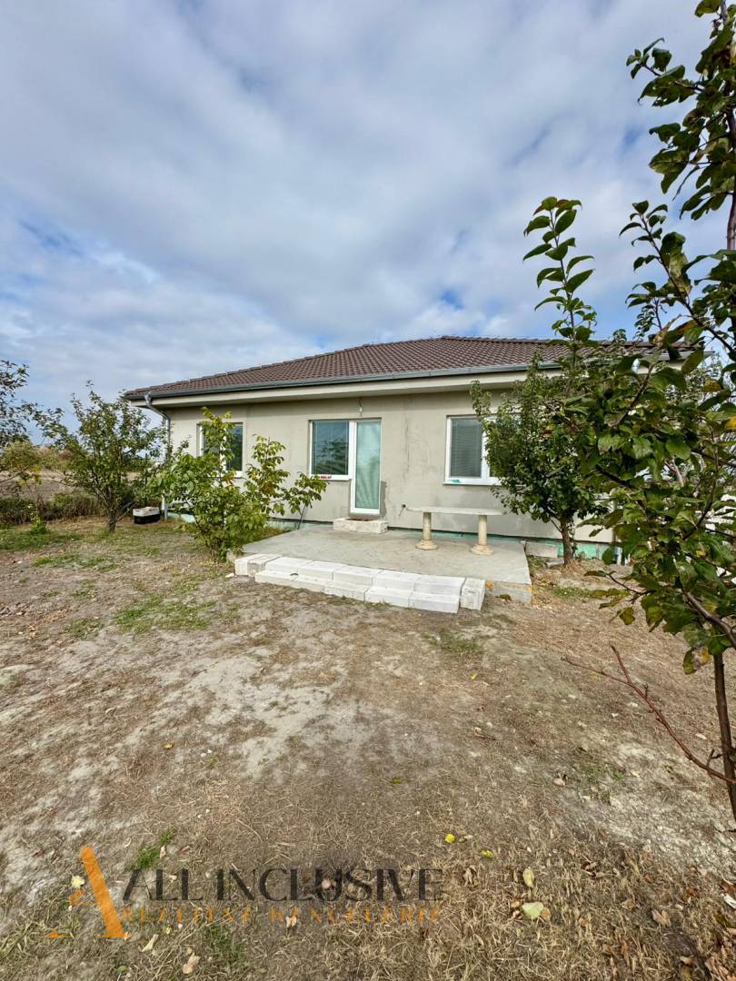 External property image