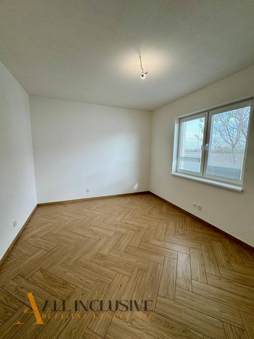 External property image