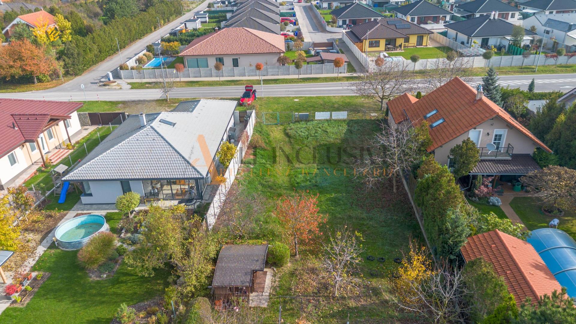 External property image