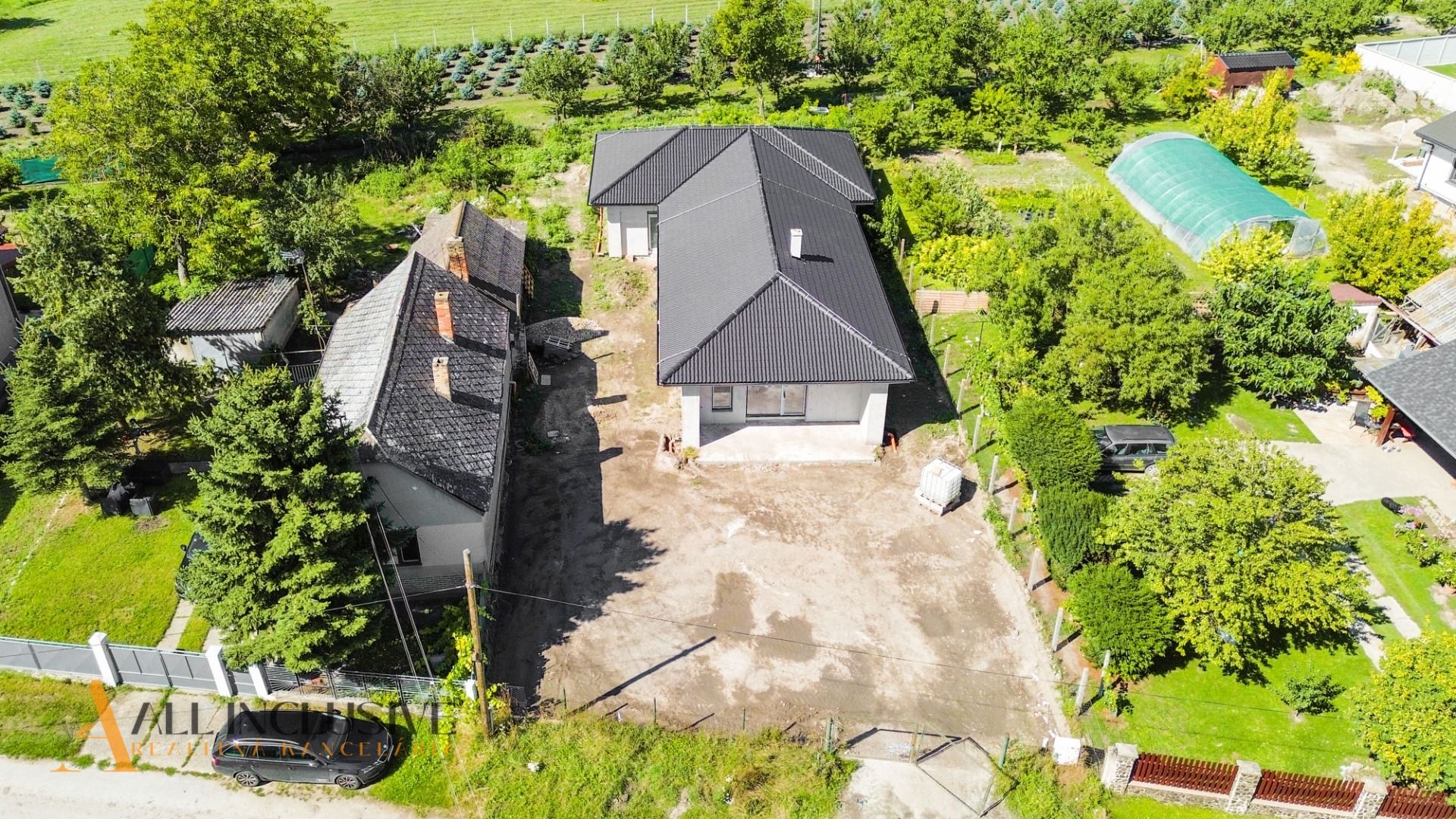 External property image