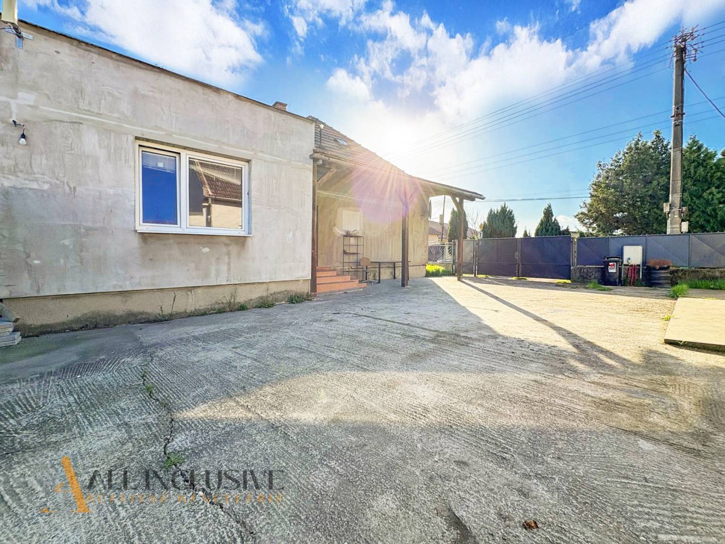 External property image